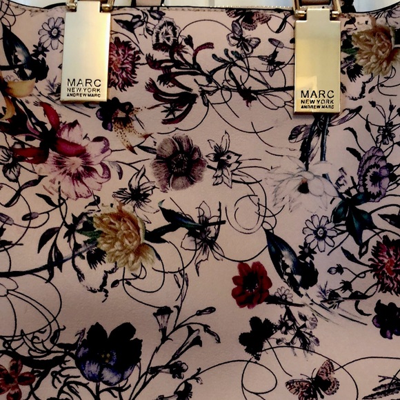 Marc NY  Andrew Marc Bag, NEW🌸 - Picture 2 of 4